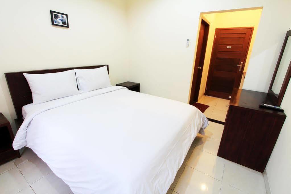 Surya Inn Kuta Lombok Dış mekan fotoğraf