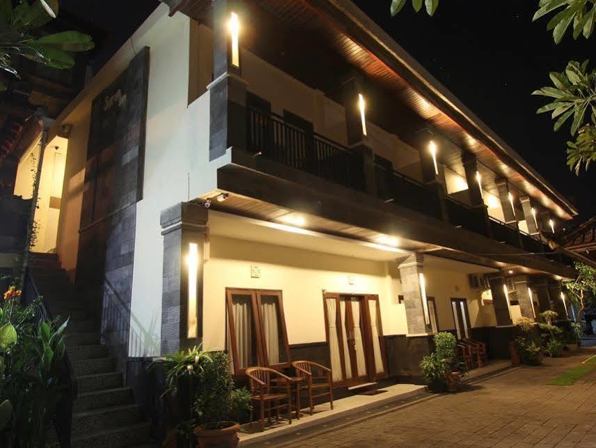 Surya Inn Kuta Lombok Dış mekan fotoğraf